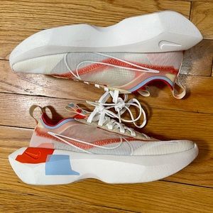 Nike Vista Lite SE - Women’s Size 7 - Worn Twice